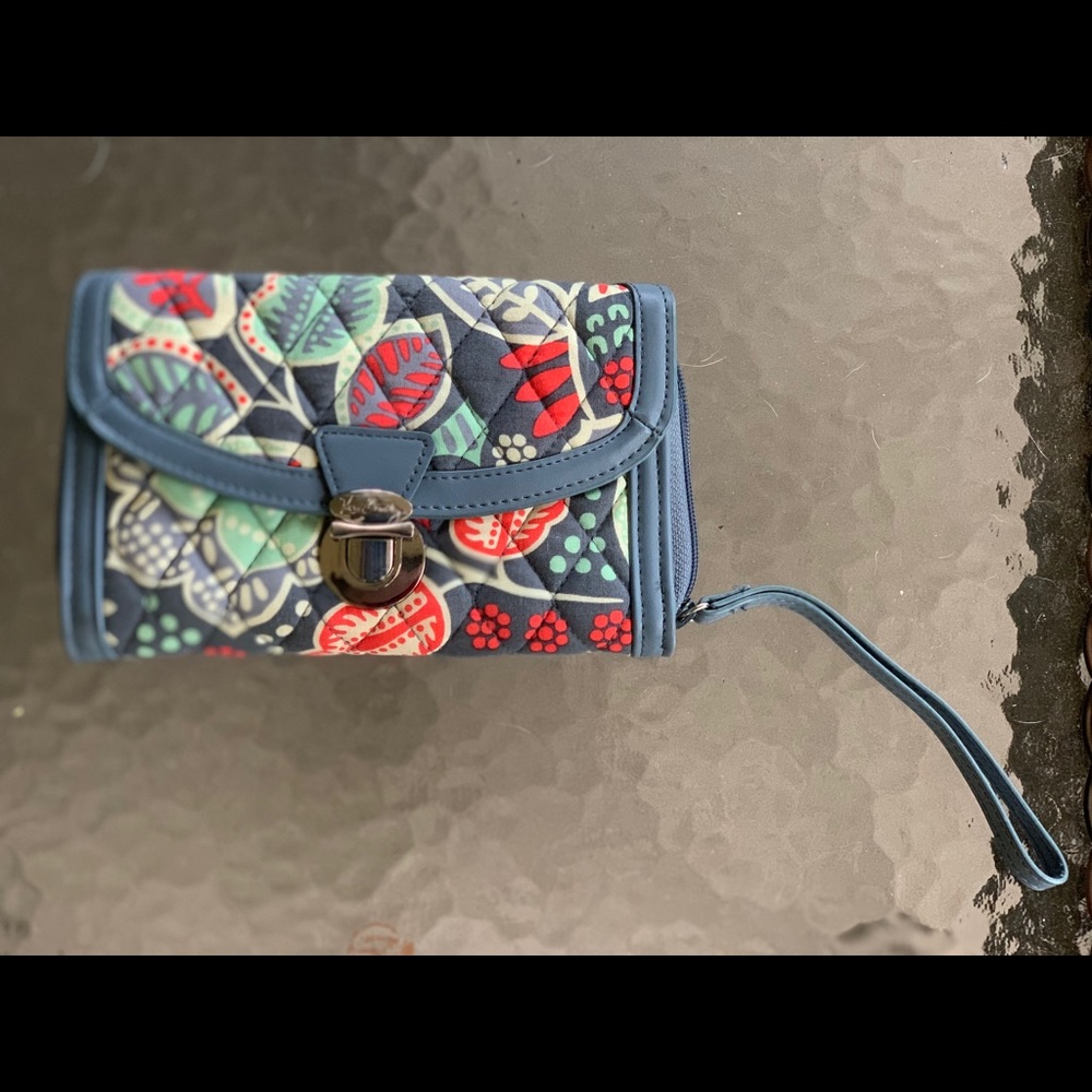 Vera Bradley wristlet